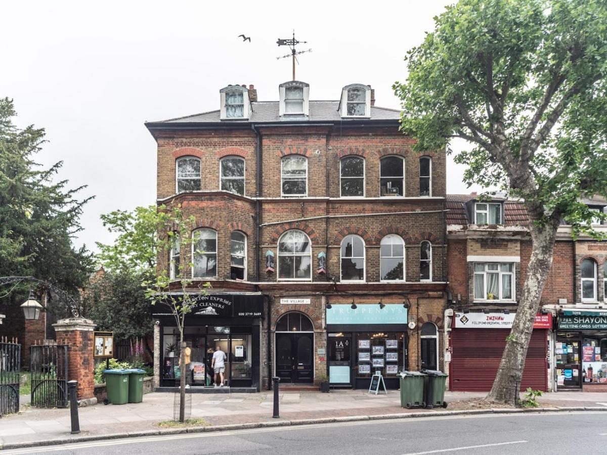 Pass The Keys Rustic And Quirky Flat In Charming Charlton Village 런던 외부 사진